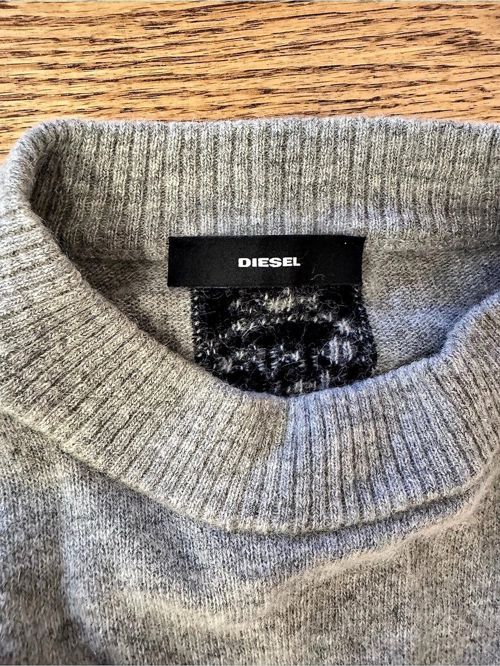 Diesel Gray Graphic Crewneck Alpaca Sweater Like New - Picture 5 of 6
